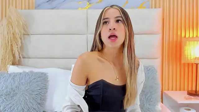 Ariana greenblat online show from March 2026 01:20:01 PM