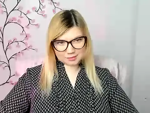 Lola moree online show from December 2025 12:54:01 PM