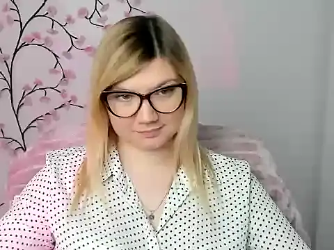 Lola moree online show from December 2025 12:49:02 PM