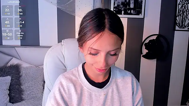Salome  evans online show from February 2025 01:32:02 PM