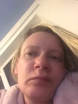 blondey206 online show from March 2025 04:25:01 AM