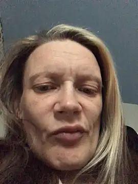 blondey206 online show from February 2026 05:02:01 PM