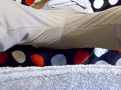 lebaneeseguy online show from December 2025 07:52:02 PM