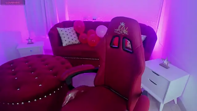 miss isabella m online show from February 2025 08:04:02 PM