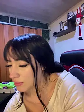 Melody rousse  online show from November 2025 07:46:01 PM