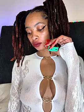 Snapshot of ZinaFreak chatting on October 2025 02:57:02 AM ZinaFreak online show from October 2025 02:57:02 AM