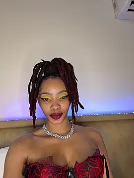 Snapshot of ZinaFreak chatting on November 2025 07:06:01 PM ZinaFreak online show from November 2025 07:06:01 PM