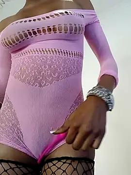 Snapshot of ZinaFreak chatting on March 2025 02:17:01 PM ZinaFreak online show from March 2025 02:17:01 PM