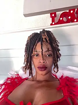 Snapshot of ZinaFreak chatting on January 2025 10:40:01 AM ZinaFreak online show from January 2025 10:40:01 AM