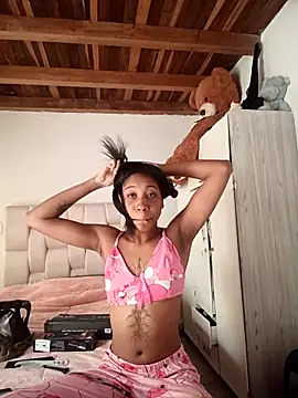 Zaira Rose  online show from April 2026 05:27:02 PM