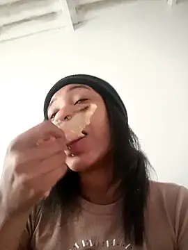 Zaira Rose  online show from March 2026 06:00:01 PM