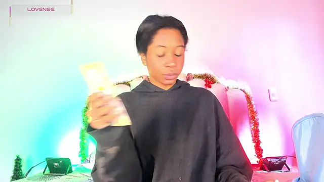 Zaira Rose  online show from November 2025 01:45:02 PM