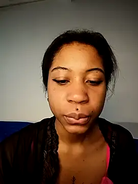 Zaira Rose  online show from February 2026 12:29:02 PM