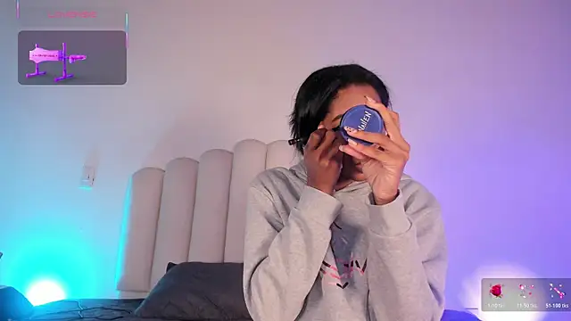 Zaira Rose  online show from November 2025 12:52:01 PM