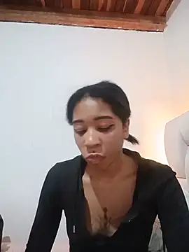 Snapshot of Zaira_Rose_ chatting on June 2026 01:25:01 AM Zaira Rose online show from June 2026 01:25:01 AM