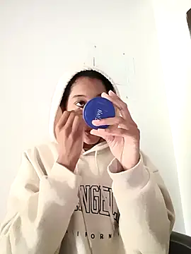 Zaira Rose  online show from December 2025 12:40:01 PM