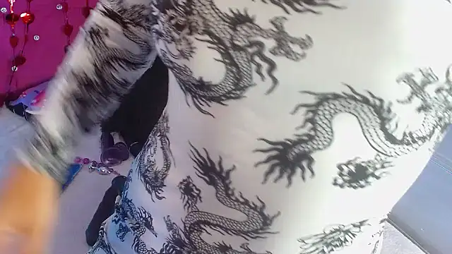 Ariasmithog online show from March 2026 06:09:01 AM