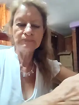 MaryLunna online show from February 2025 06:54:01 PM