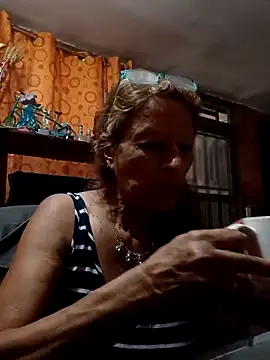 MaryLunna online show from March 2025 06:35:02 PM