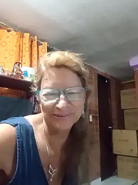 MaryLunna online show from February 2025 11:54:01 AM