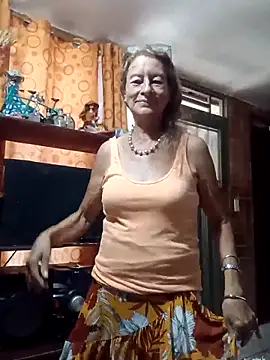 MaryLunna online show from March 2025 06:45:02 PM