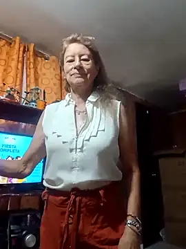 MaryLunna online show from February 2025 02:11:02 PM