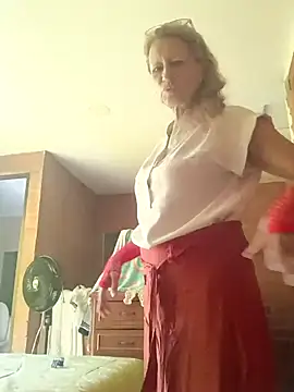 MaryLunna online show from February 2025 07:27:02 PM