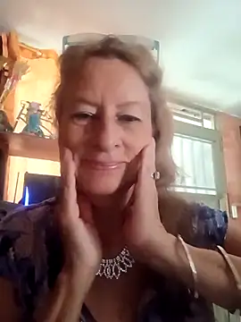 MaryLunna online show from February 2025 06:33:02 PM