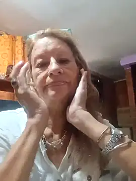 MaryLunna online show from February 2025 07:04:02 PM