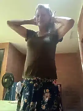 MaryLunna online show from February 2025 02:13:02 PM