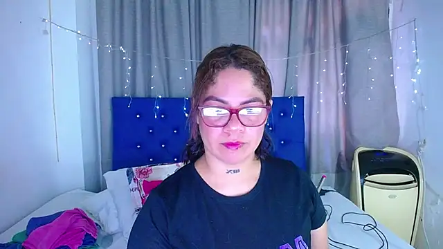 Snapshot of hornny_cougar chatting on February 2026 08:09:02 PM hornny cougar online show from February 2026 08:09:02 PM