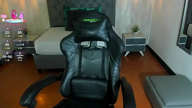 Hadley  online show from February 2026 03:06:01 AM