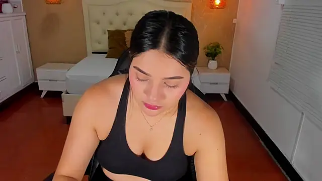 Hadley  online show from June 2026 01:22:02 AM