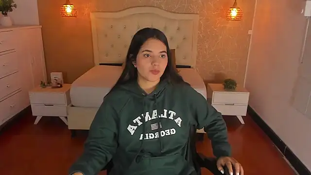 Hadley  online show from November 2025 03:50:02 AM