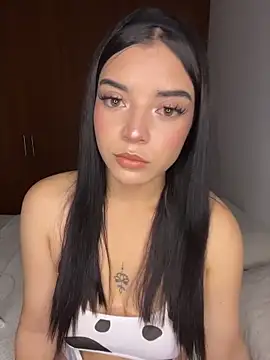 eileensophi online show from April 2026 01:31:02 AM