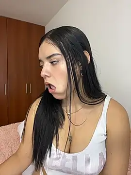eileensophi online show from July 2026 03:02:01 AM