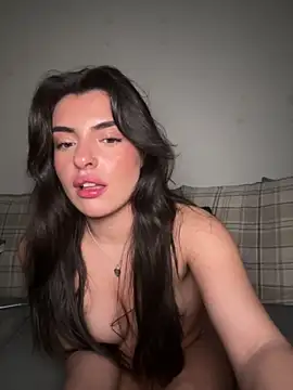 cute carly  online show from February 2025 10:28:01 PM
