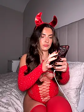 cute carly  online show from October 2025 02:07:01 PM