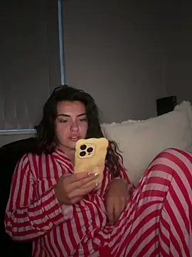 cute carly  online show from May 2026 08:42:02 PM