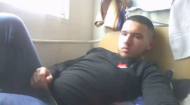 Drag Queen online show from February 2025 12:57:02 PM