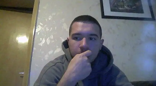 Drag Queen online show from February 2025 02:20:02 PM