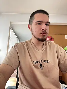 Drag Queen online show from February 2025 08:59:02 AM