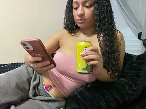 Cristinasunny online show from May 2026 01:03:01 AM