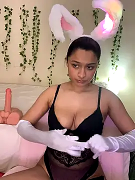 Cristinasunny online show from October 2025 01:04:02 AM