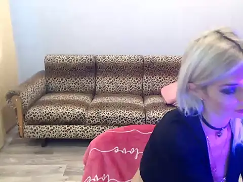 SexyBeatriice online show from November 2025 07:12:02 AM