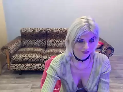 SexyBeatriice online show from December 2025 07:22:01 AM