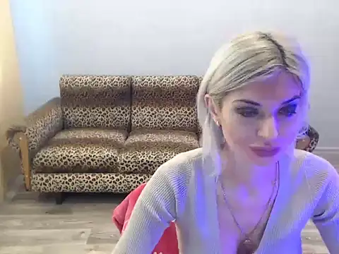 SexyBeatriice online show from November 2025 07:34:01 AM