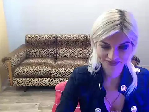 Snapshot of SexyBeatriice chatting on October 2025 06:32:02 AM SexyBeatriice online show from October 2025 06:32:02 AM
