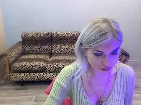 SexyBeatriice online show from October 2025 06:34:02 AM