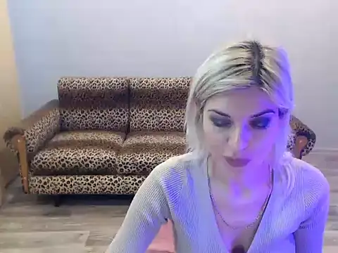 SexyBeatriice online show from November 2025 07:30:01 AM